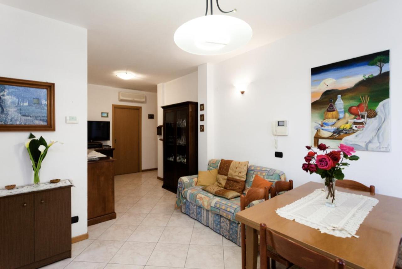 Relax In Collina Apartment Misano Adriatico Ngoại thất bức ảnh