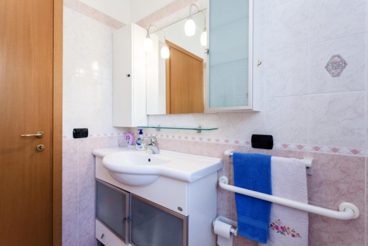 Relax In Collina Apartment Misano Adriatico Ngoại thất bức ảnh